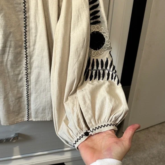 Zara Beige Peasant Blouse with Black Embroidery - Picture 7 of 8